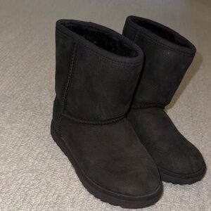 UGG Black Kids Classic 2 Suede Footwear size 12